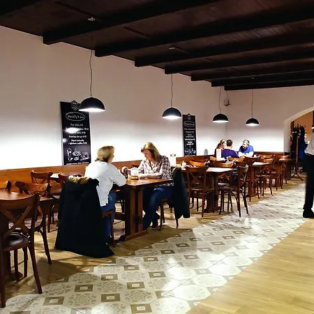Kyjovský Pivovar - Hotel, Restaurace, Pivní Lázně Hotel 3*