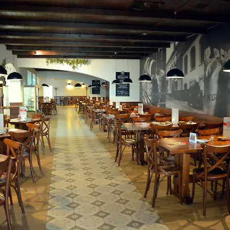 Kyjovský Pivovar - Hotel, Restaurace, Pivní Lázně 3* Kyjov (Hodonin District)