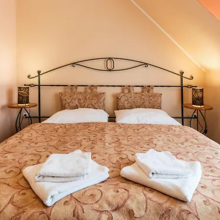 Kyjovský Pivovar - Hotel, Restaurace, Pivní Lázně 3*