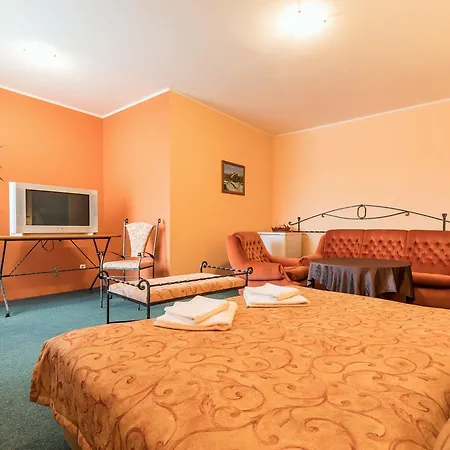 Kyjovský Pivovar - Hotel, Restaurace, Pivní Lázně Hotel Kyjov (Hodonin District)