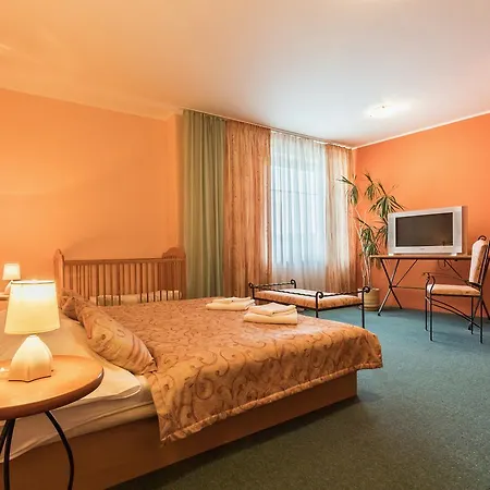 Kyjovský Pivovar - Hotel, Restaurace, Pivní Lázně