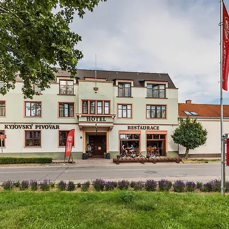فندق Kyjovsky Pivovar - Hotel, Restaurace, Pivni Lazne 3*